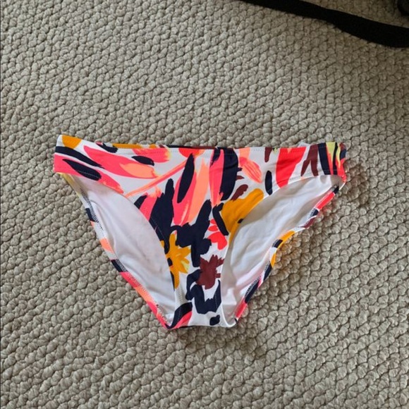Bathing suit bottom - Picture 1 of 2